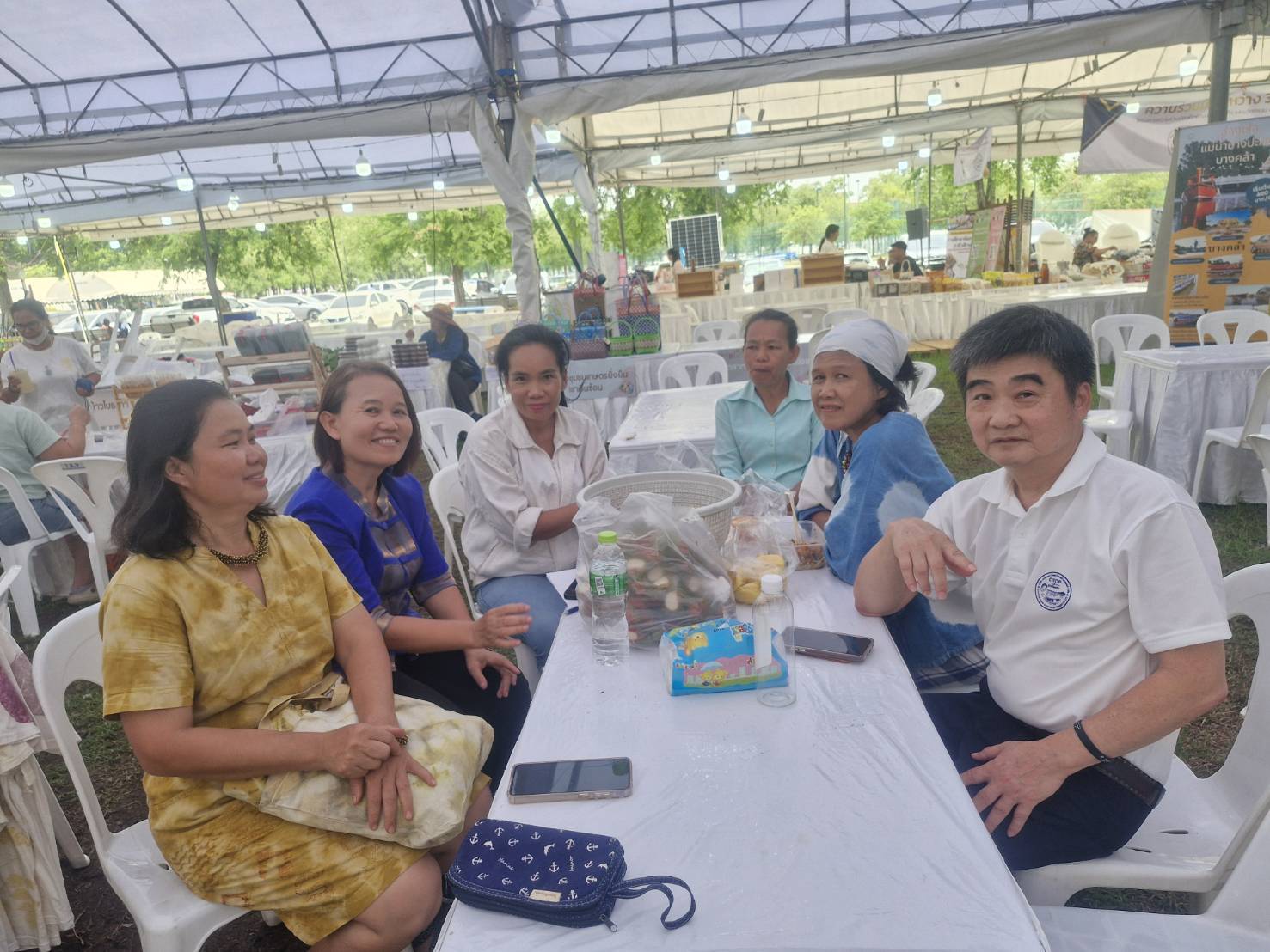 🛍️พช. ฉะเชิงเทรา จัดกิจกรรมทดสอบตลาด “มหกรรมสินค้าชุมชน OTOP ของดี 8 ริ้ว” (วันที่สาม)