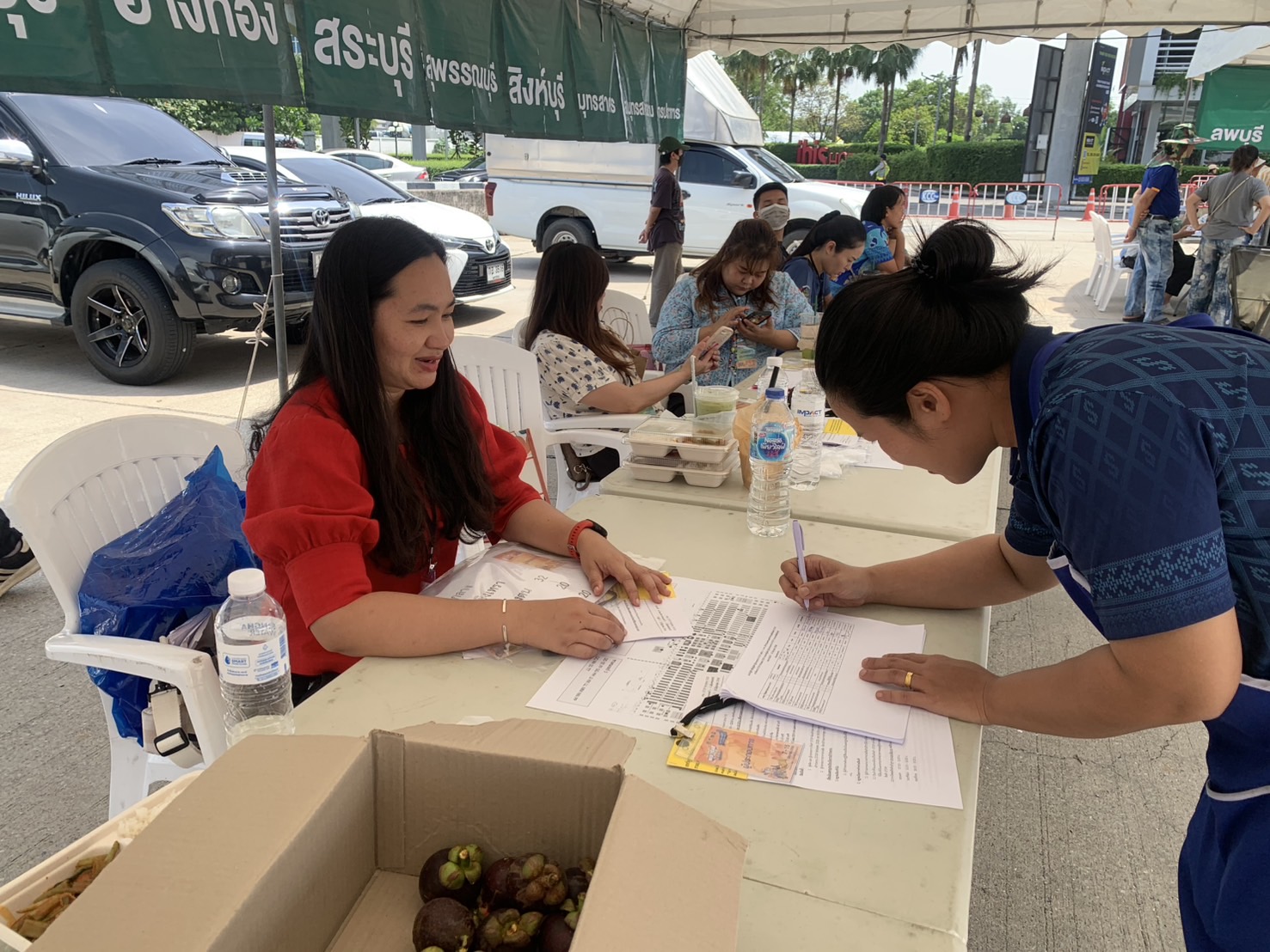 🛍️พช.เชิงเทรา นำผู้ผลิต ผู้ประกอบการ OTOP เตรียมความพร้อมร่วมจำหน่ายในงาน OTOP Midyear 2025