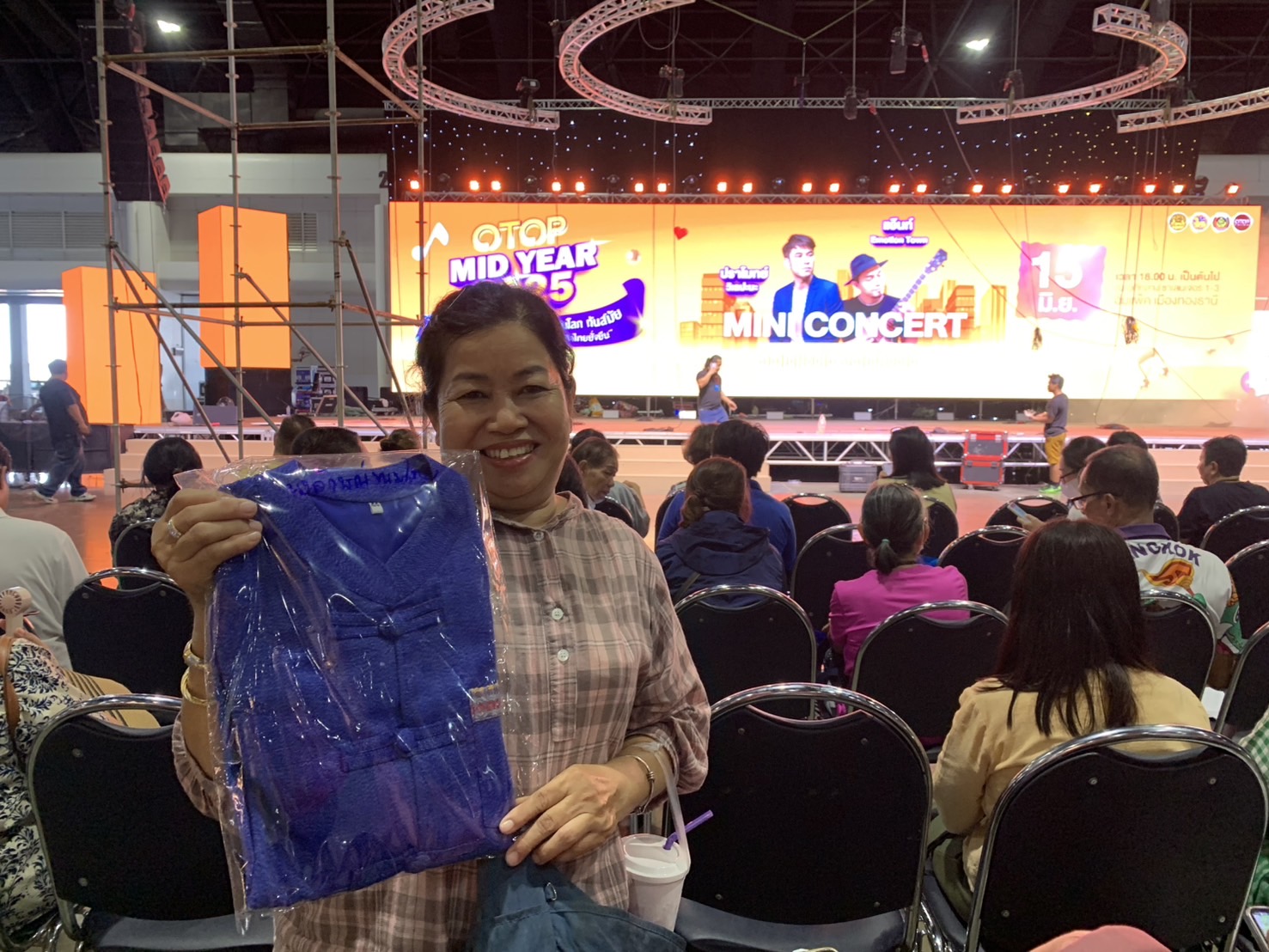 🛍️พช.เชิงเทรา นำผู้ผลิต ผู้ประกอบการ OTOP เตรียมความพร้อมร่วมจำหน่ายในงาน OTOP Midyear 2025