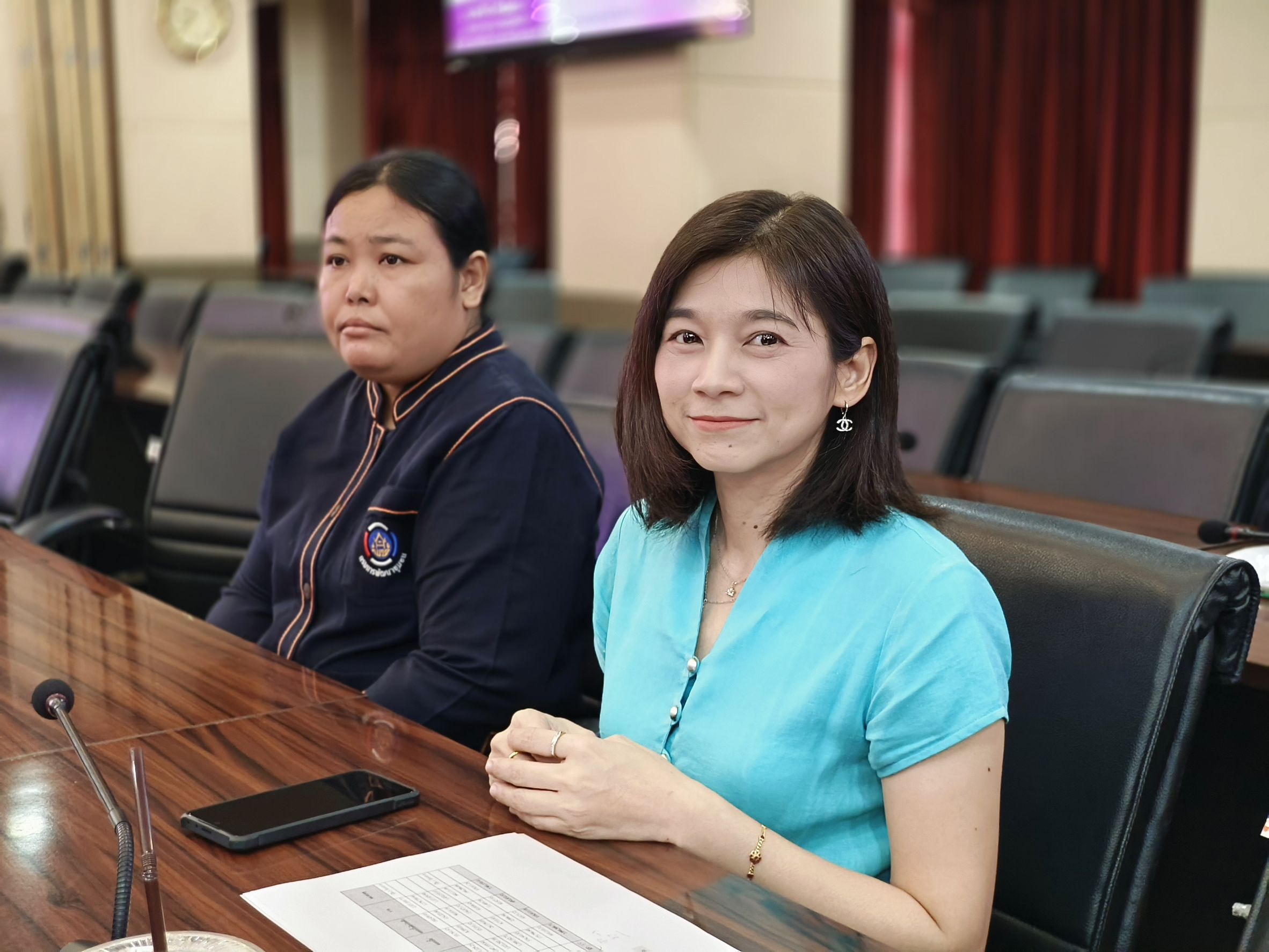 🌺 ศึกชิงเกียรติ! ฉะเชิงเทราเปิดเวทีต้อนรับคณะกรรมการคัดเลือกคนกองทุนสตรีดีเด่นระดับศูนย์ฯ โชว์ 3 ผลงานแชมป์ระดับจังหวัดอย่างภาคภูมิ 🎖️