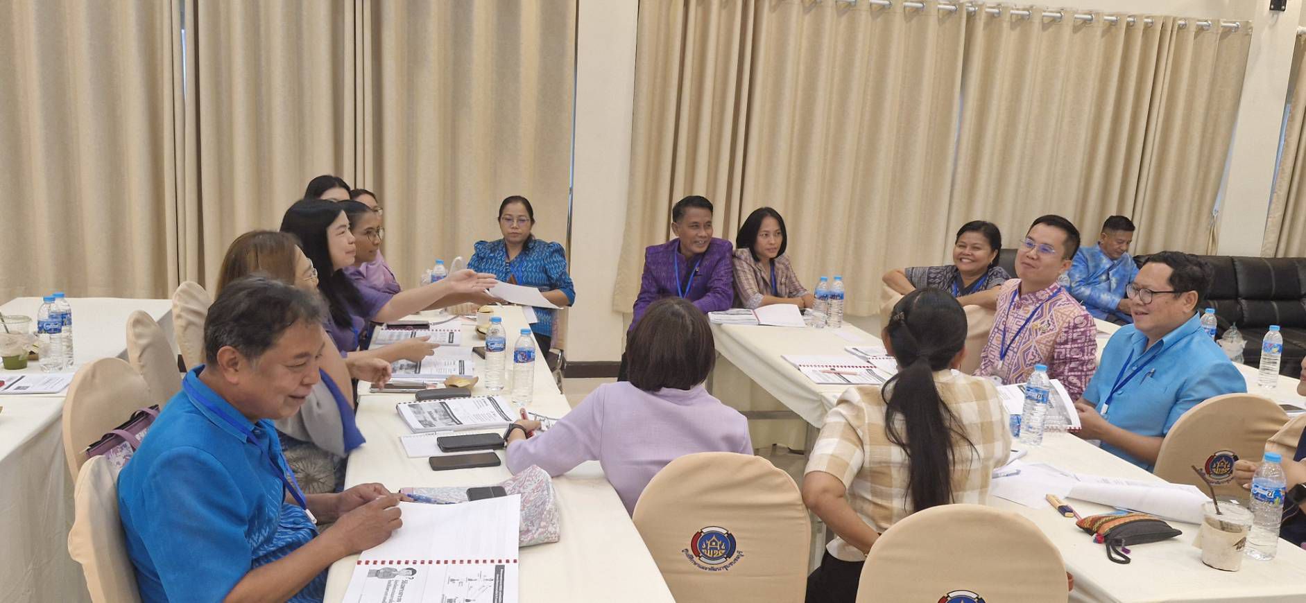 📚 เพิ่มพลังงานคลัง! พช.ฉะเชิงเทรา ส่งทีมเป้าหมายร่วมอบรมเข้มการเงิน-บัญชี-พัสดุ ณ ศพช.ชลบุรี (วันแรก) 💼