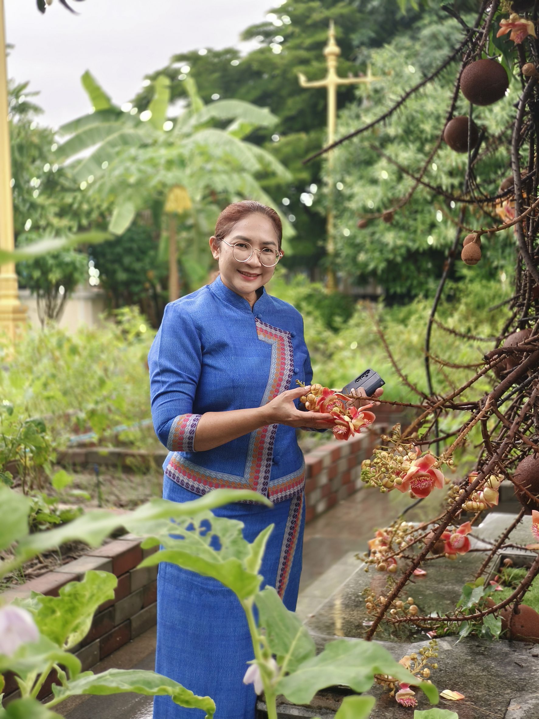 พช.ฉะเชิงเทรา ลงพื้นที่แปลงผัก “วัดนี้มีรัก ปลูกผักแบ่งปัน” วัดโสธรวรารามวรวิหาร สำรวจความเรียบร้อย ส่งเสริมความมั่นคงทางอาหารในชุมชน 🥬🤝🌱