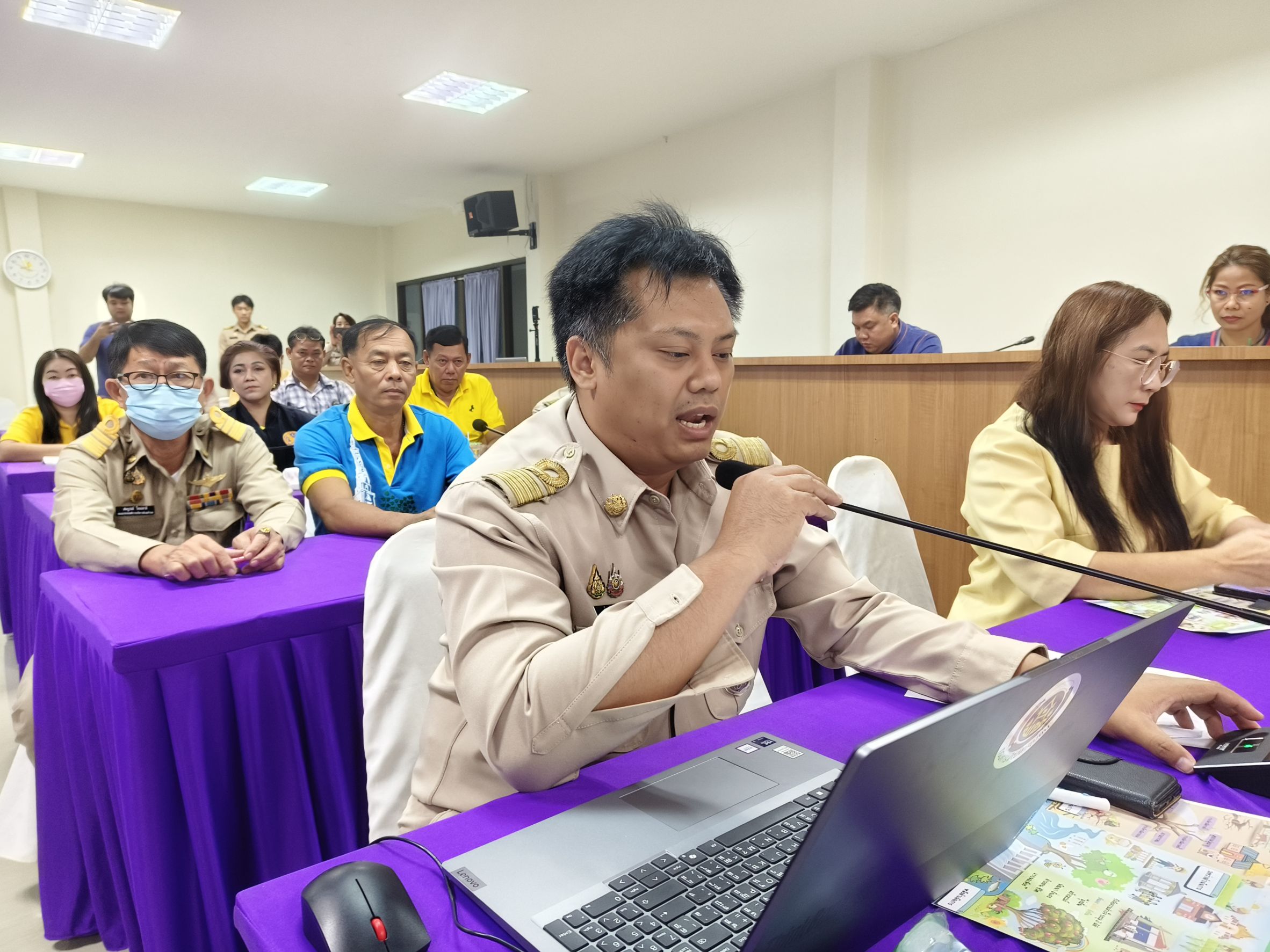 🌟 จังหวัดฉะเชิงเทรานำร่องการใช้งานระบบ CDD AI ผู้ช่วยพัฒนากร 🌐🤖