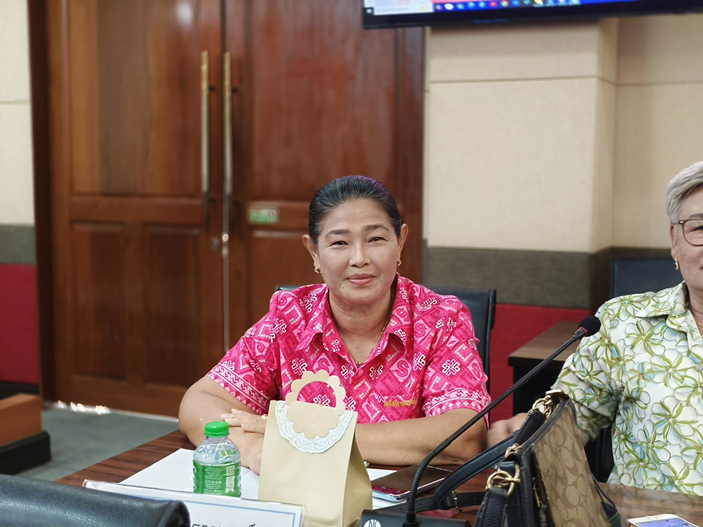 พช.แปดริ้ว ประชุมติดตามและประเมินผลทุนหมุนเวียนกองทุนพัฒนาบทบาทสตรี จังหวัดฉะเชิงเทรา ประจำปีงบประมาณ พ.ศ. ๒๕๖๘ 🧵💼