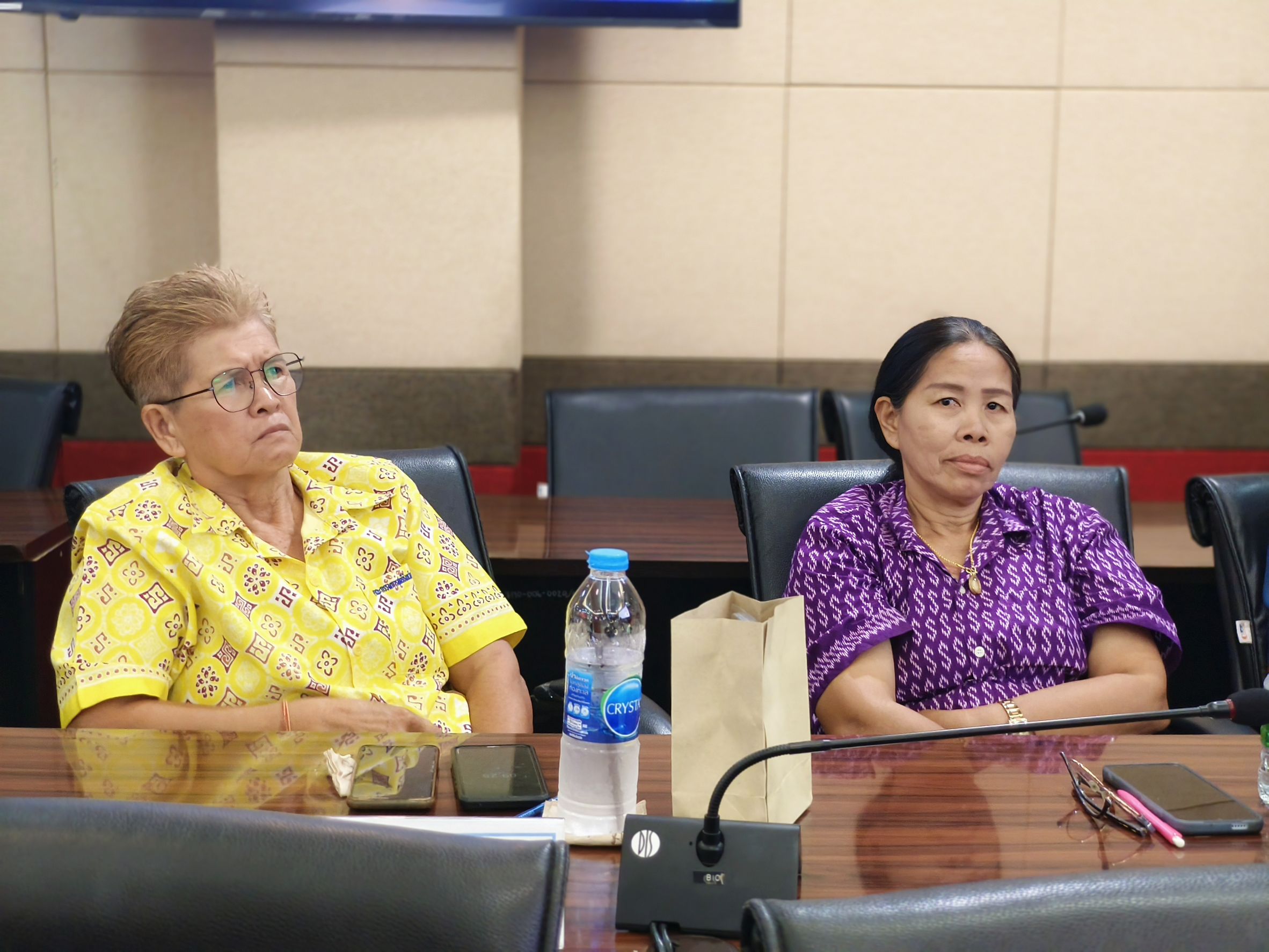 พช.แปดริ้ว ประชุมติดตามและประเมินผลทุนหมุนเวียนกองทุนพัฒนาบทบาทสตรี จังหวัดฉะเชิงเทรา ประจำปีงบประมาณ พ.ศ. ๒๕๖๘ 🧵💼