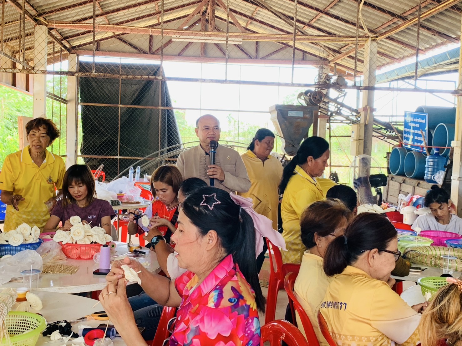 🐘🌳 พช.ฉะเชิงเทรา  ติดตามและสนับสนุนโครงการส่งเสริมอาชีพคนรักษ์ช้างจังหวัดฉะเชิงเทรา พื้นที่อำเภอท่าตะเกียบ