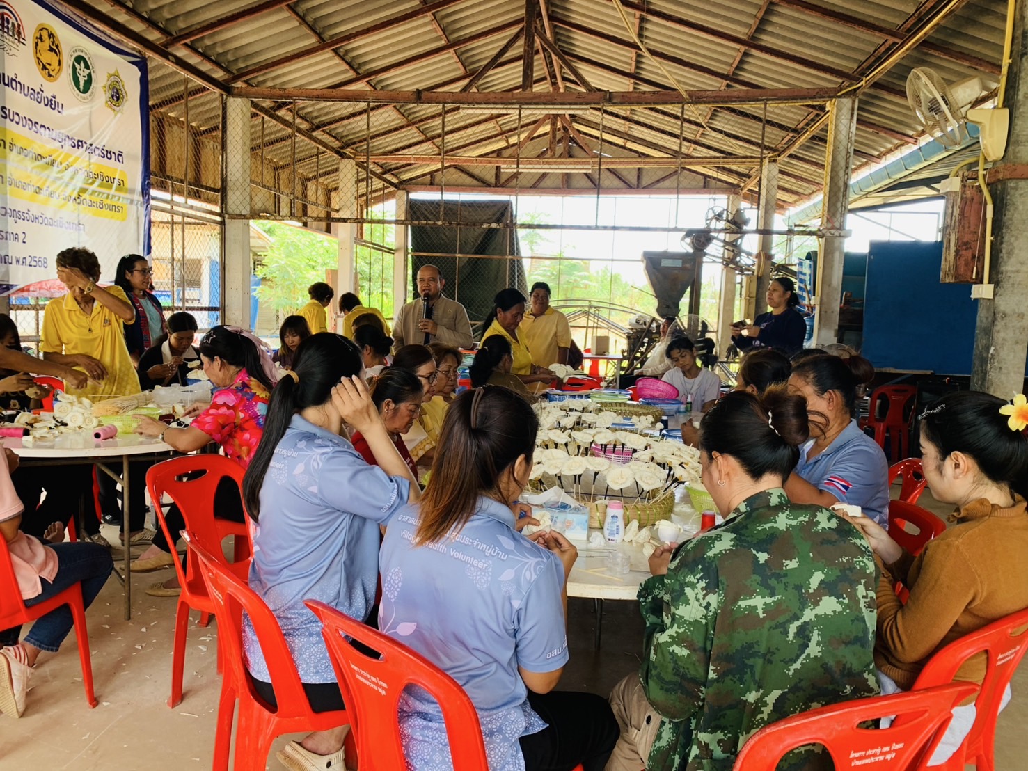 🐘🌳 พช.ฉะเชิงเทรา  ติดตามและสนับสนุนโครงการส่งเสริมอาชีพคนรักษ์ช้างจังหวัดฉะเชิงเทรา พื้นที่อำเภอท่าตะเกียบ