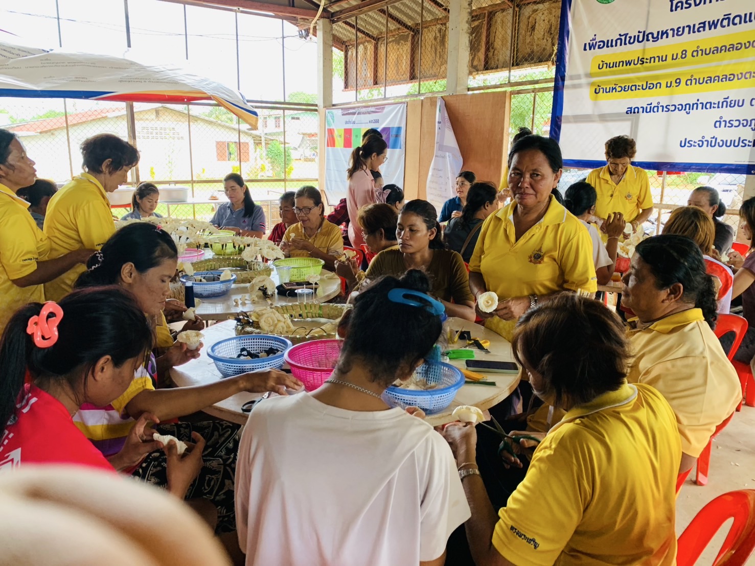 🐘🌳 พช.ฉะเชิงเทรา  ติดตามและสนับสนุนโครงการส่งเสริมอาชีพคนรักษ์ช้างจังหวัดฉะเชิงเทรา พื้นที่อำเภอท่าตะเกียบ
