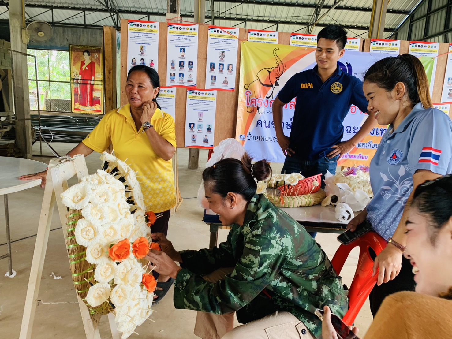 🐘🌳 พช.ฉะเชิงเทรา  ติดตามและสนับสนุนโครงการส่งเสริมอาชีพคนรักษ์ช้างจังหวัดฉะเชิงเทรา พื้นที่อำเภอท่าตะเกียบ