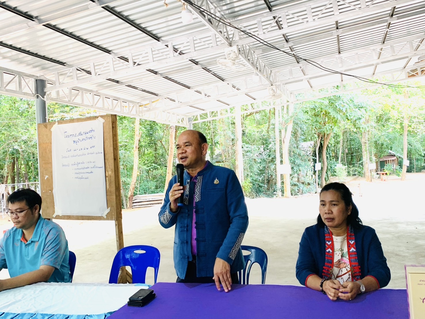 🐘พช.ฉะเชิงเทรา  สนับสนุนการดำเนินโครงการส่งเสริมกลุ่มอาชีพหมู่บ้านคนรักษ์ช้างจังหวัดฉะเชิงเทรา ณ อำเภอสนามชัยเขต