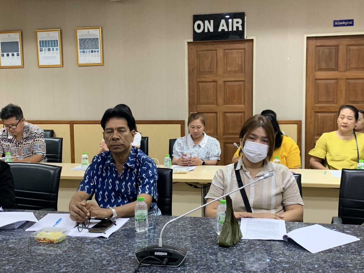 พช. ฉะเชิงเทรา จัดประชุมคัดเลือกผู้ผลิต ผู้ประกอบการ OTOP ร่วมจำหน่ายในงาน OTOP ศิลปาชีพ ประทีปไทย OTOP ก้าวไกลด้วยพระบารมี และประชุมคณะกรรมการเครือข่ายกลุ่มอาชีพ ผู้ผลิต และผู้ประกอบการหนึ่งตำบล หนึ่งผลิตภัณฑ์ ระดับจังหวัด