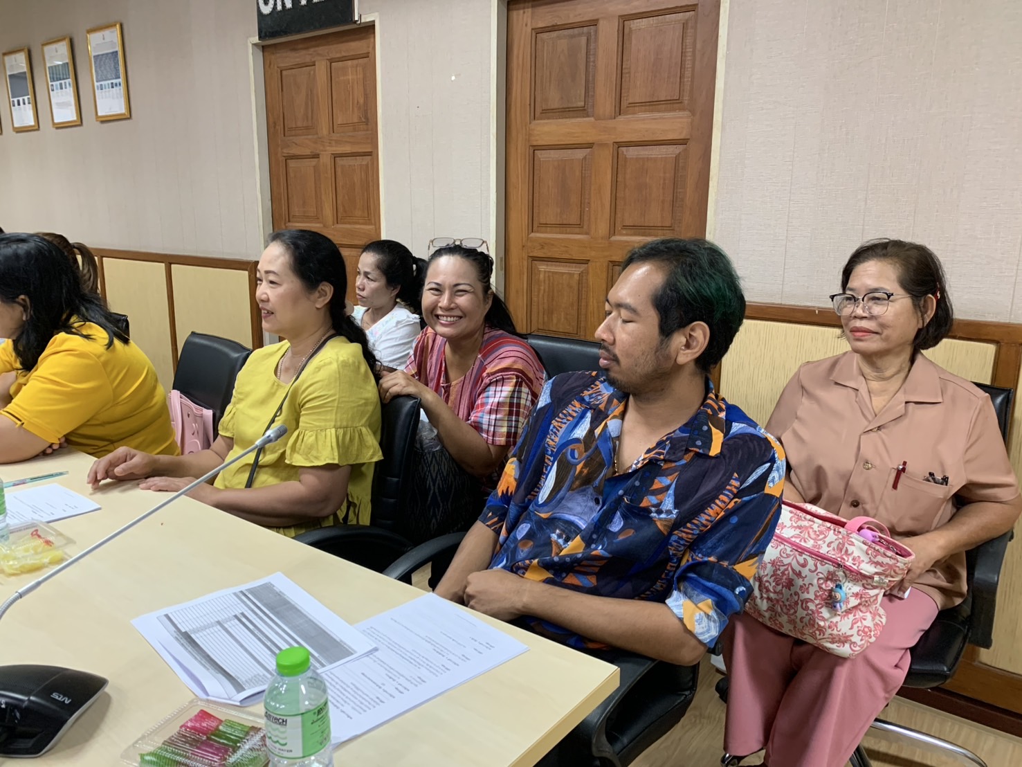 พช. ฉะเชิงเทรา จัดประชุมคัดเลือกผู้ผลิต ผู้ประกอบการ OTOP ร่วมจำหน่ายในงาน OTOP ศิลปาชีพ ประทีปไทย OTOP ก้าวไกลด้วยพระบารมี และประชุมคณะกรรมการเครือข่ายกลุ่มอาชีพ ผู้ผลิต และผู้ประกอบการหนึ่งตำบล หนึ่งผลิตภัณฑ์ ระดับจังหวัด