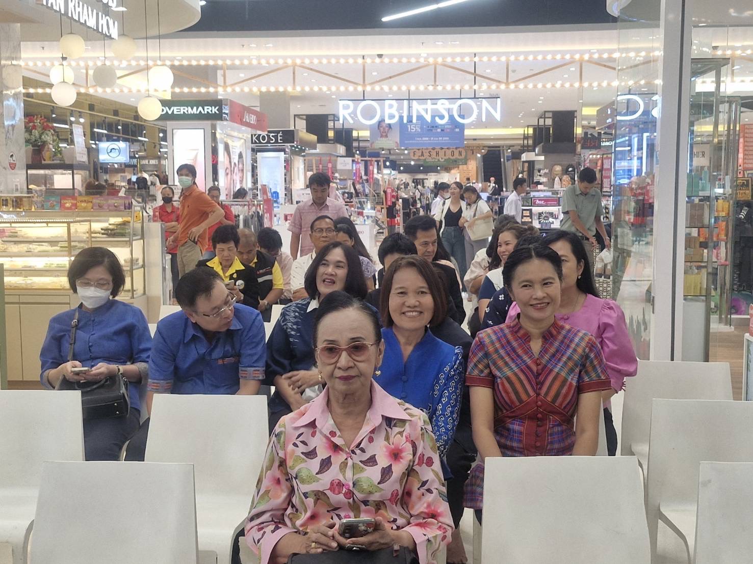 พช. ฉะเชิงเทรา ร่วมพิธีเปิดกิจกรรม “เทศกาลของดี 8 ริ้ว” ภายใต้โครงการร่วมค้าเพื่อพัฒนาเศรษฐกิจชุมชน ประจำปีงบประมาณ พ.ศ. 2568