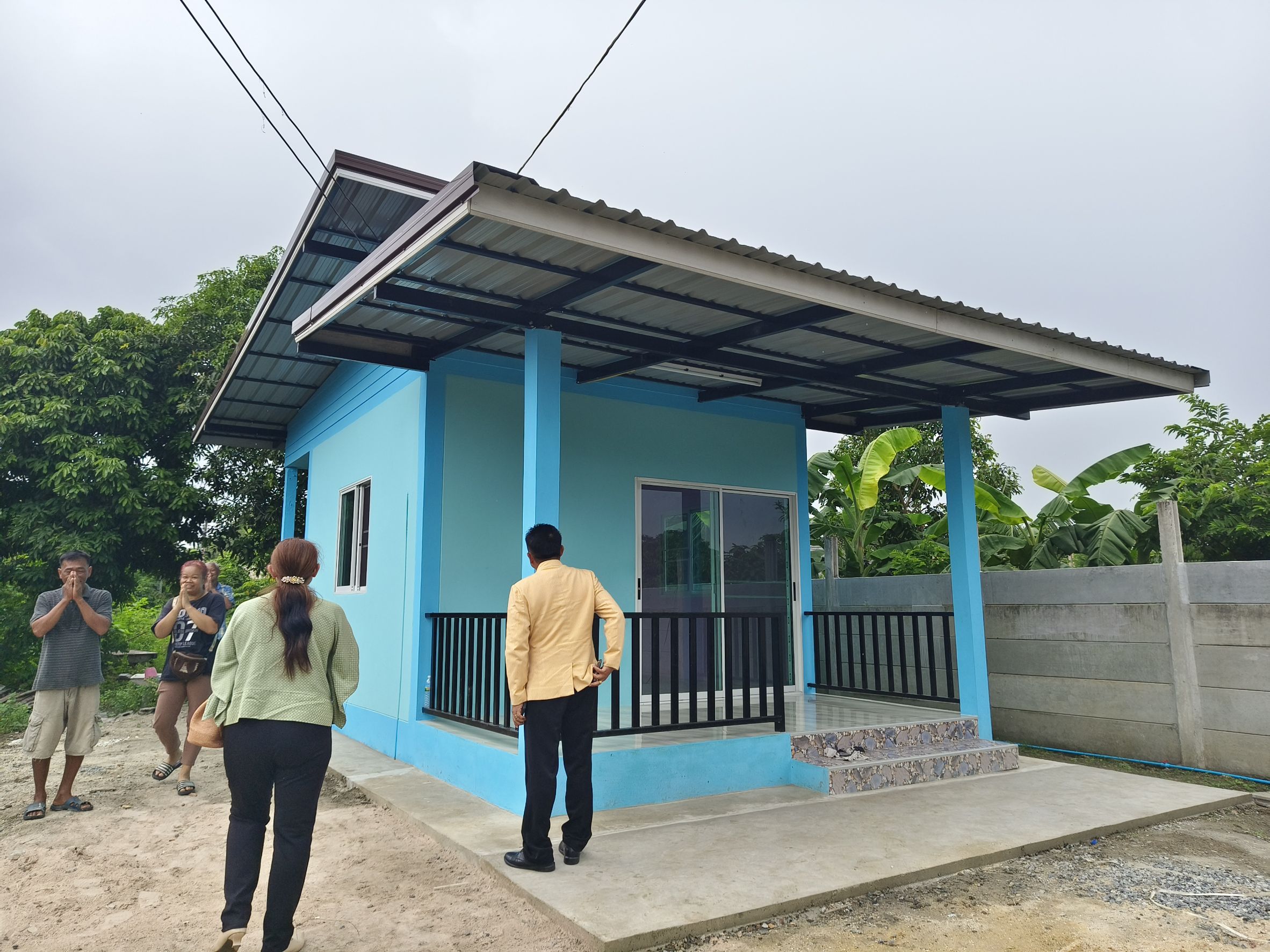 พช.ฉะเชิงเทรา ตรวจเยี่ยมบ้านครัวเรือนเป้าหมาย โครงการบ้านห่วงใยจากใจ GLO ประจำปี 2568 🏠