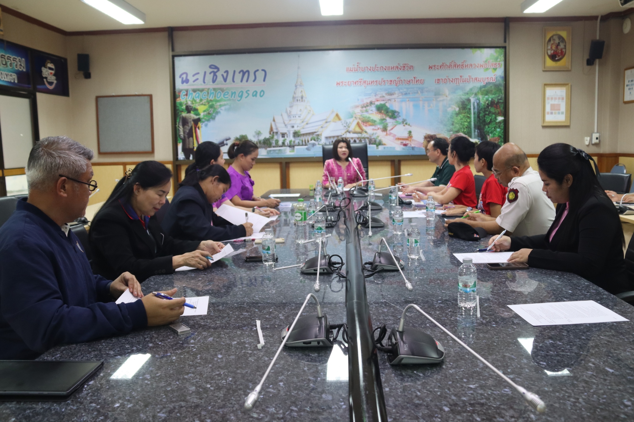 📰 พช.ฉะเชิงเทรา ร่วมประชุมคณะอนุกรรมการบริหารงานกองทุน TO BE NUMBER ONE จังหวัดฉะเชิงเทรา ครั้งที่ 1/2568 🧠✨