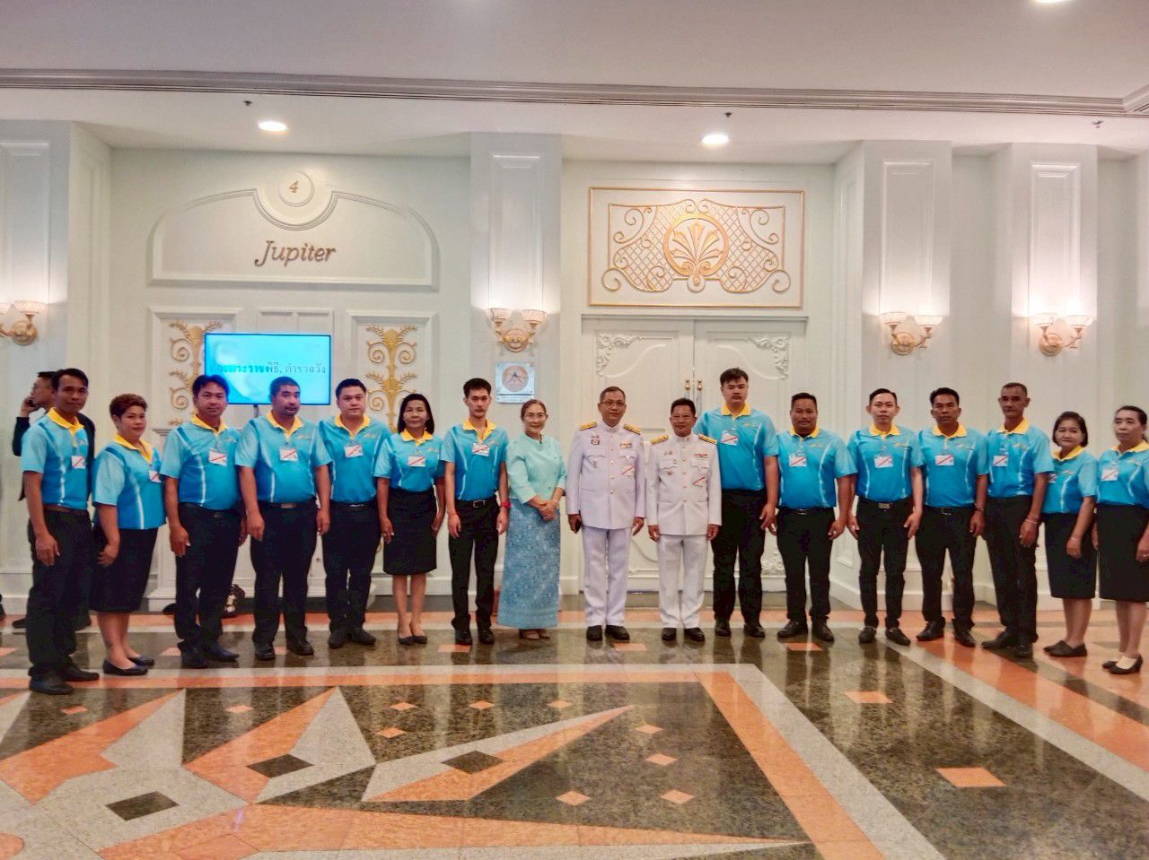 พช.ฉะเชิงเทรา นำต้นกล้ากองทุนแม่ของแผ่นดิน เข้าร่วมรับพระราชทานเงินขวัญถุง และเฝ้ารับเสด็จสมเด็จพระนางเจ้าฯ พระบรมราชินี ในงานมหกรรมกองทุนแม่ของแผ่นดิน ปี 2568