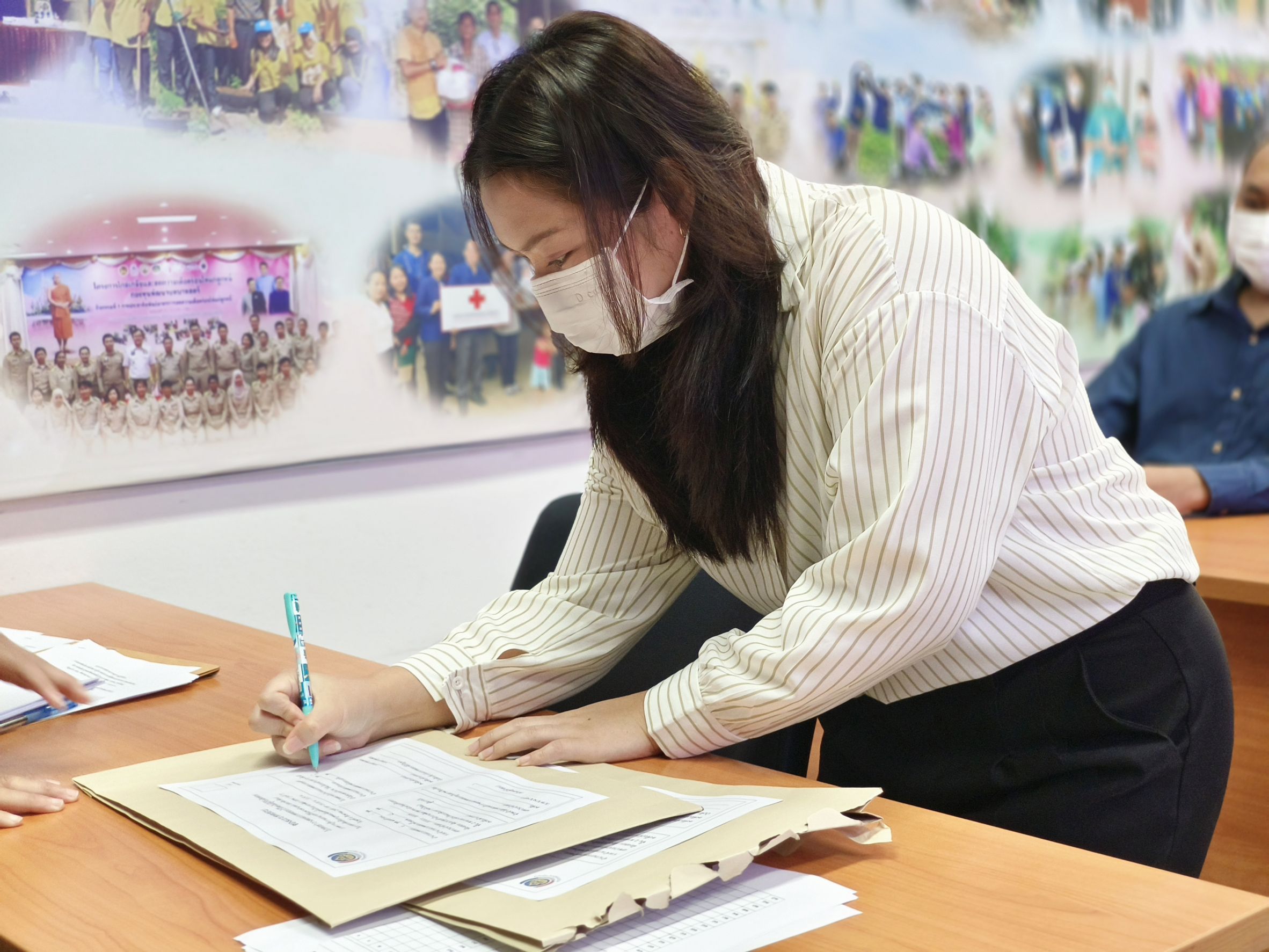 พัฒนาชุมชนฉะเชิงเทรา เดินหน้าคัดเลือก “อาสาพัฒนา (อสพ.) รุ่นที่ 77” เสริมศักยภาพการทำงานในพื้นที่