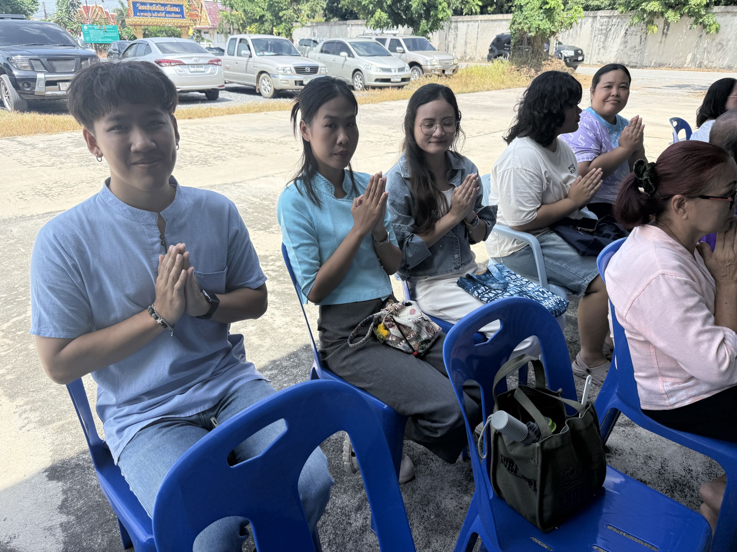 พช.ฉะเชิงเทรา ร่วมกองทุนแม่ของแผ่นดินบ้านท่าถั่ว จัดทำบุญวันแม่แห่งชาติ