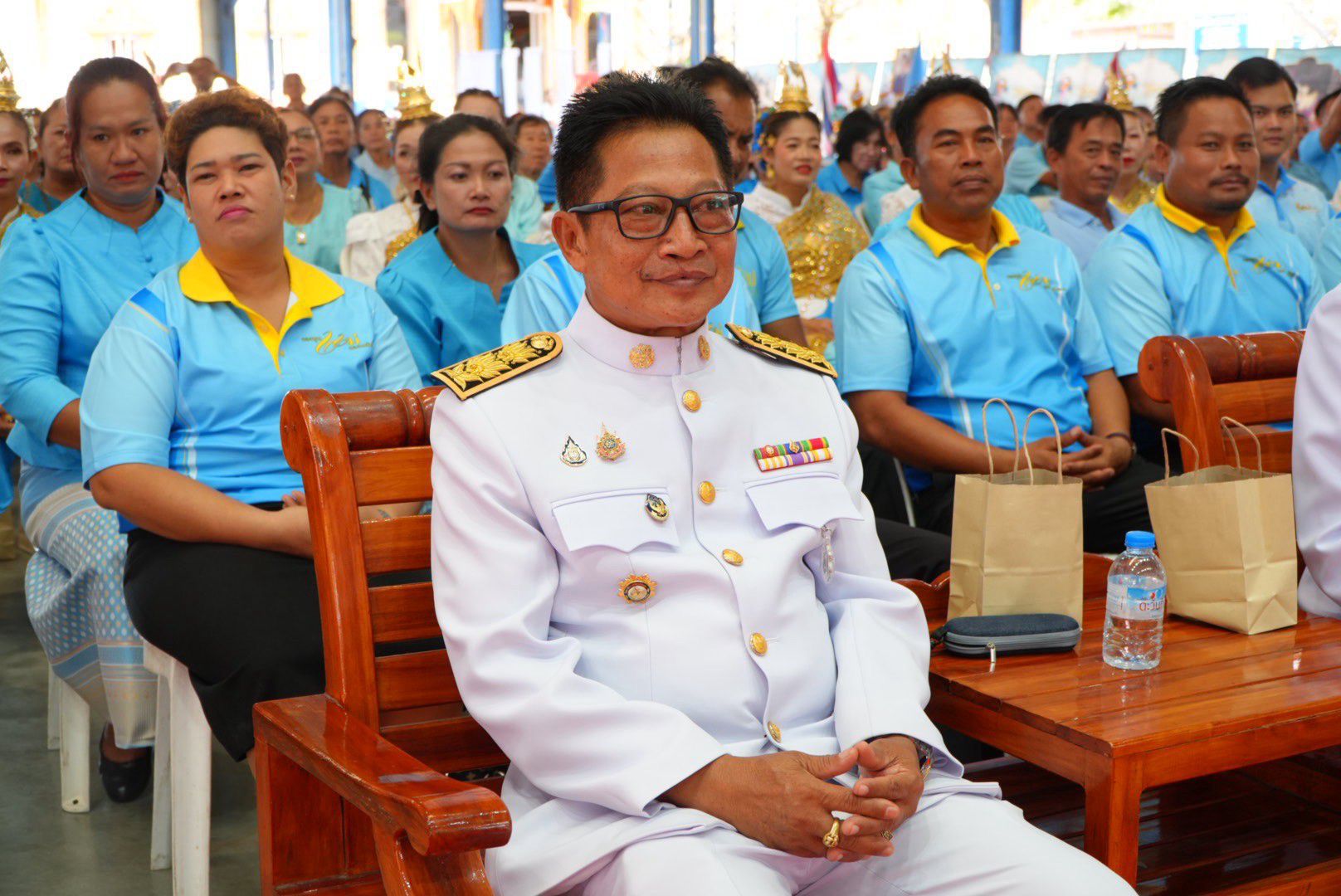 พช.ฉะเชิงเทราจัดพิธีมอบเงินพระราชทานขวัญถุงกองทุนแม่ของแผ่นดิน แก่ 13 หมู่บ้านต้นกล้า สืบสานพระราชปณิธานสู่ชุมชน