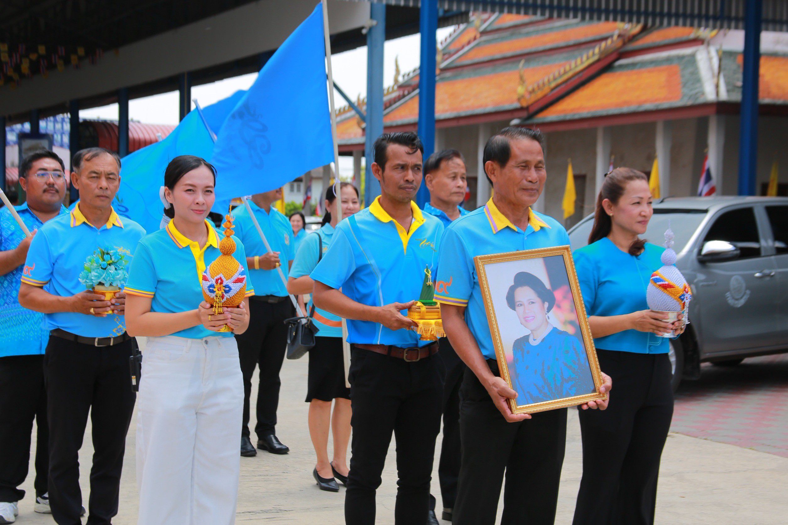 พช.ฉะเชิงเทราจัดพิธีมอบเงินพระราชทานขวัญถุงกองทุนแม่ของแผ่นดิน แก่ 13 หมู่บ้านต้นกล้า สืบสานพระราชปณิธานสู่ชุมชน