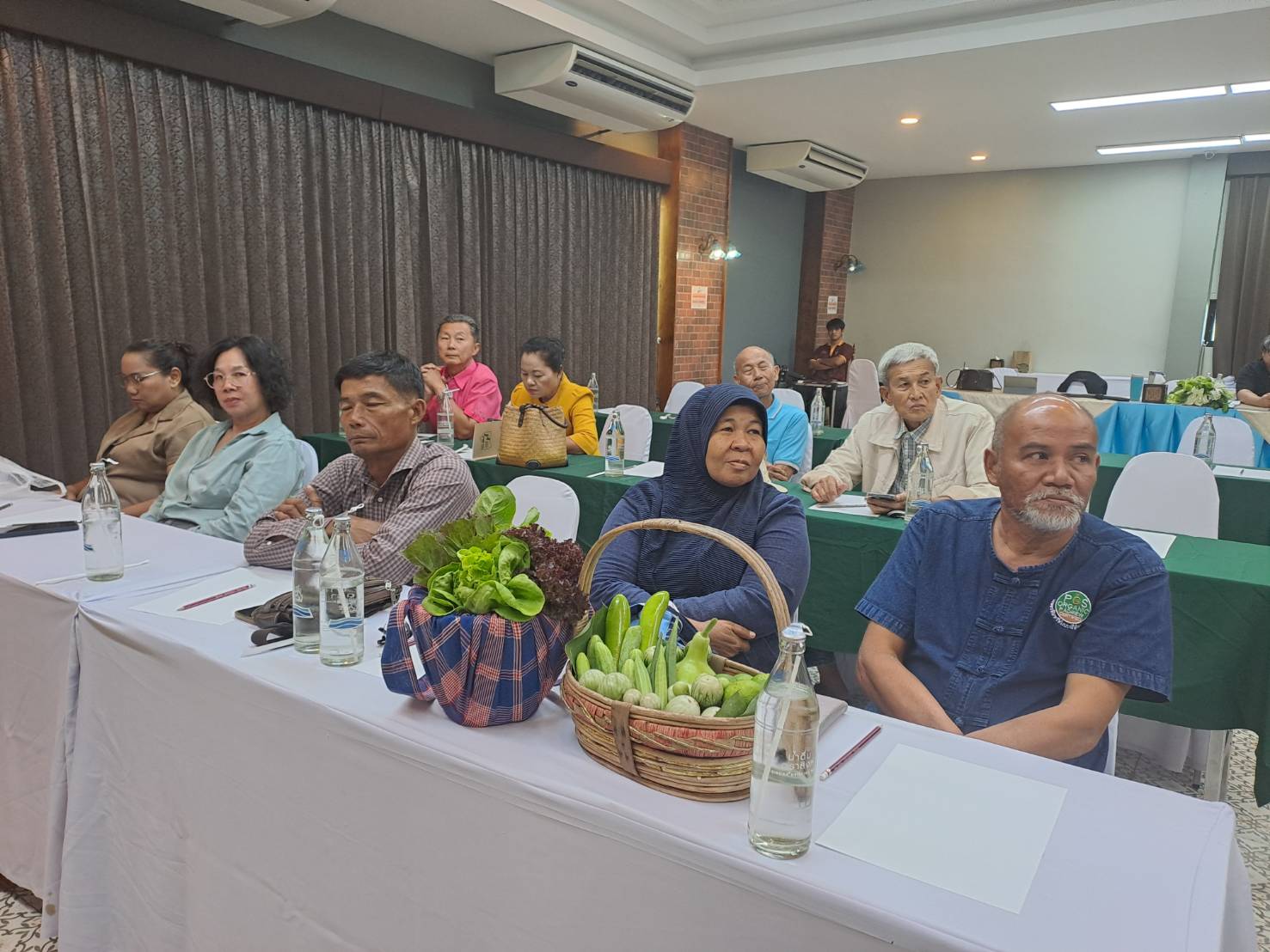 จังหวัดฉะเชิงเทรา ดำเนินการโครงการส่งเสริมการสร้างรายได้จากกิจการอาหารปลอดภัย