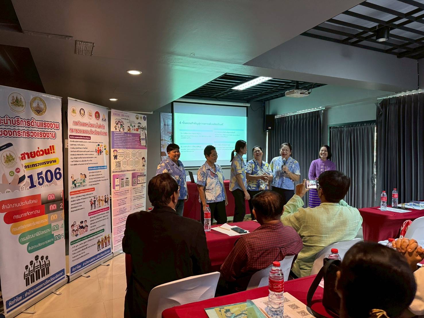 พช.ฉะเชิงเทรา ร่วมเป็นวิทยากรโครงการบริหารจัดการแรงงานนอกระบบ แรงงานสูงอายุ และแรงงานพิการ จังหวัดฉะเชิงเทรา