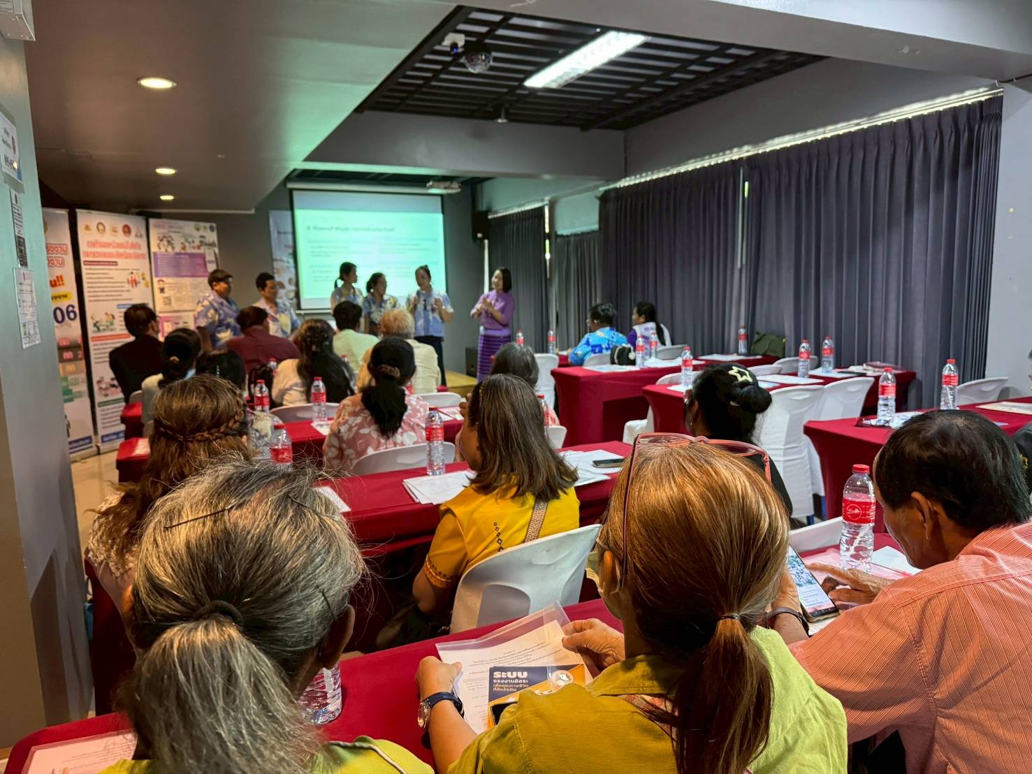 พช.ฉะเชิงเทรา ร่วมเป็นวิทยากรโครงการบริหารจัดการแรงงานนอกระบบ แรงงานสูงอายุ และแรงงานพิการ จังหวัดฉะเชิงเทรา