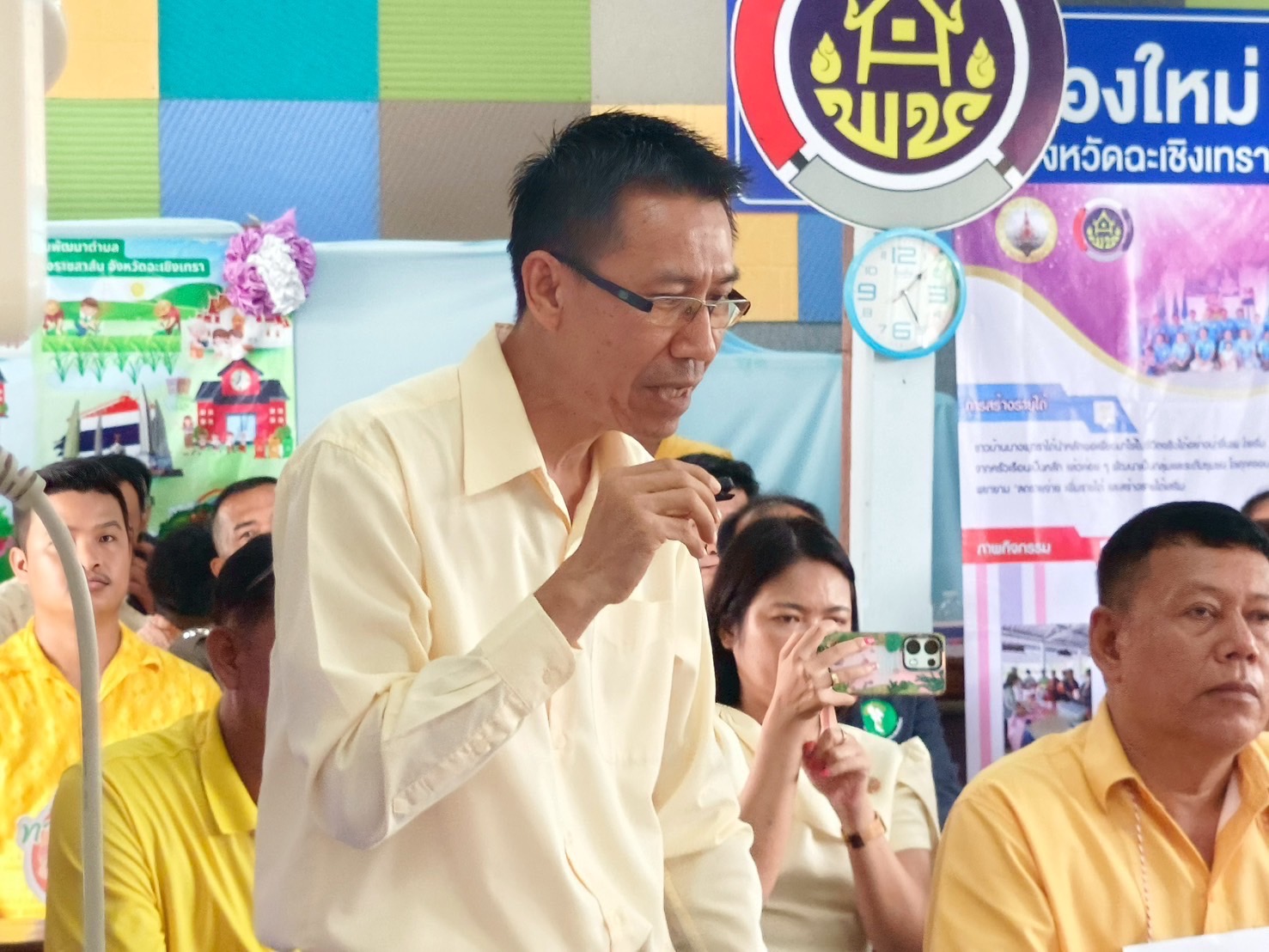 ผู้นำการเปลี่ยนแปลงตำบลเมืองใหม่ ฉะเชิงเทรา โชว์ผลสำเร็จบนเวทีระดับประเทศ ณ โรงเรียนวัดแสนภุมราวาส มหกรรม “ตำบลเข้มแข็งตามหลักเศรษฐกิจพอเพียง”