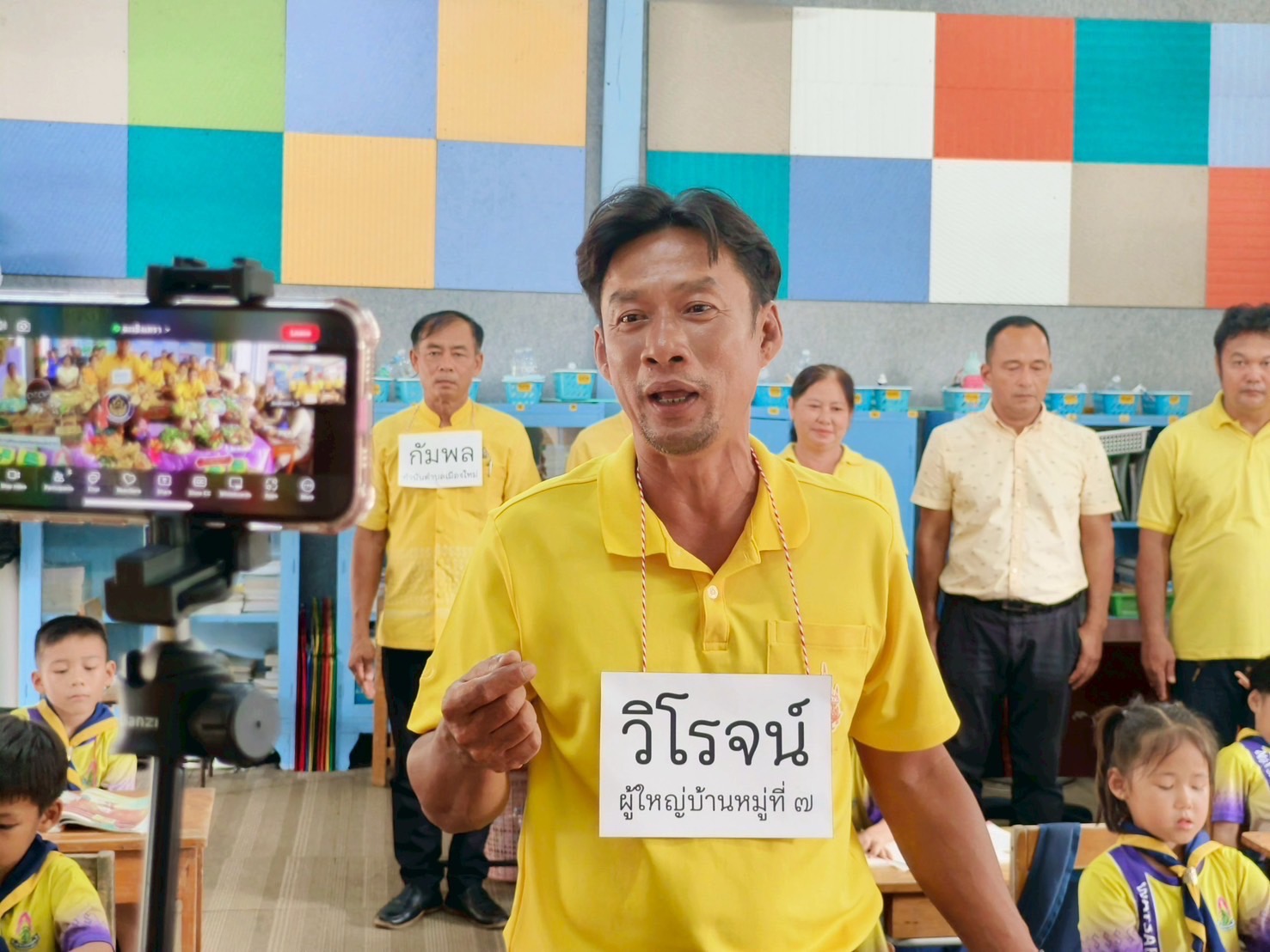 ผู้นำการเปลี่ยนแปลงตำบลเมืองใหม่ ฉะเชิงเทรา โชว์ผลสำเร็จบนเวทีระดับประเทศ ณ โรงเรียนวัดแสนภุมราวาส มหกรรม “ตำบลเข้มแข็งตามหลักเศรษฐกิจพอเพียง”