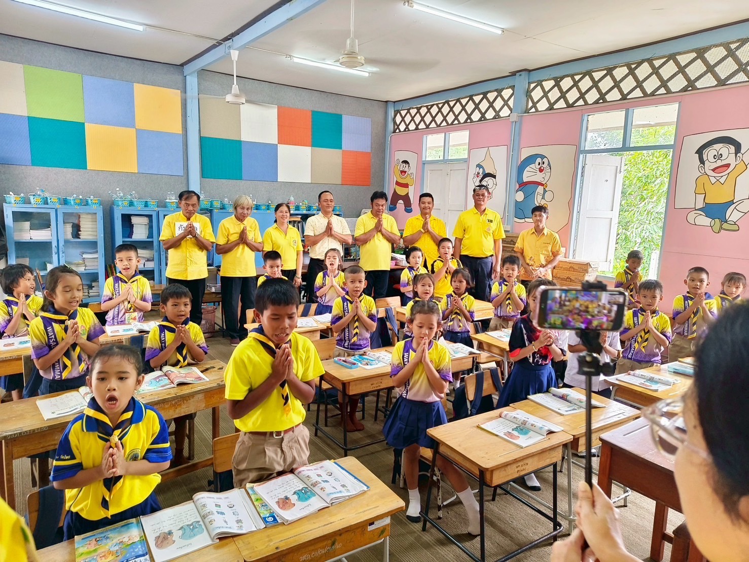 ผู้นำการเปลี่ยนแปลงตำบลเมืองใหม่ ฉะเชิงเทรา โชว์ผลสำเร็จบนเวทีระดับประเทศ ณ โรงเรียนวัดแสนภุมราวาส มหกรรม “ตำบลเข้มแข็งตามหลักเศรษฐกิจพอเพียง”