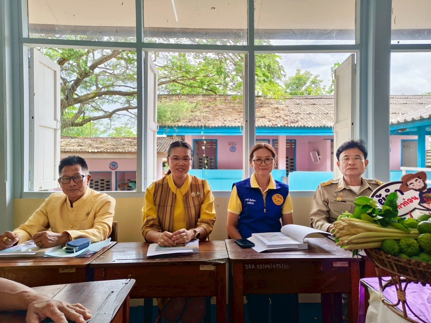 ผู้นำการเปลี่ยนแปลงตำบลเมืองใหม่ ฉะเชิงเทรา โชว์ผลสำเร็จบนเวทีระดับประเทศ ณ โรงเรียนวัดแสนภุมราวาส มหกรรม “ตำบลเข้มแข็งตามหลักเศรษฐกิจพอเพียง”