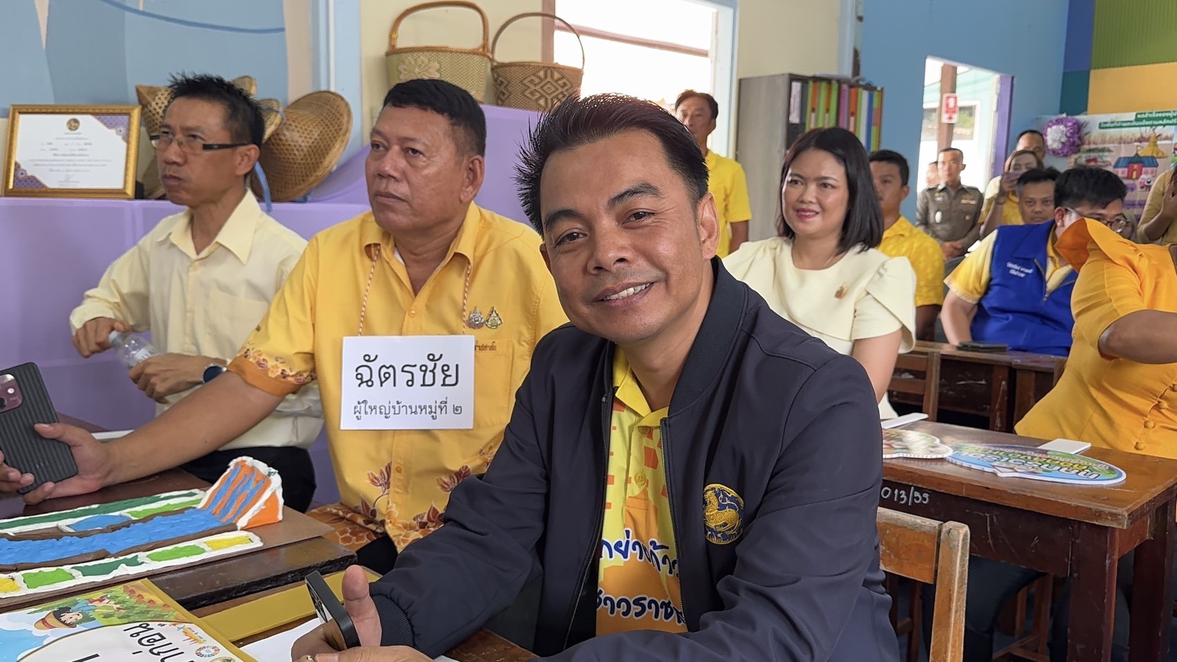 ผู้นำการเปลี่ยนแปลงตำบลเมืองใหม่ ฉะเชิงเทรา โชว์ผลสำเร็จบนเวทีระดับประเทศ ณ โรงเรียนวัดแสนภุมราวาส มหกรรม “ตำบลเข้มแข็งตามหลักเศรษฐกิจพอเพียง”