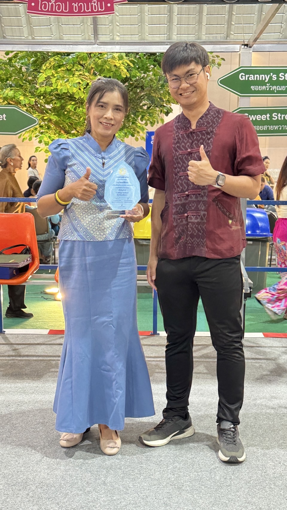 พช.ฉะเชิงเทรา นำสตรีร่วมพิธีมอบรางวัล “สตรีดีเด่น” ขับเคลื่อนนโยบาย มท. ประจำปี 2568