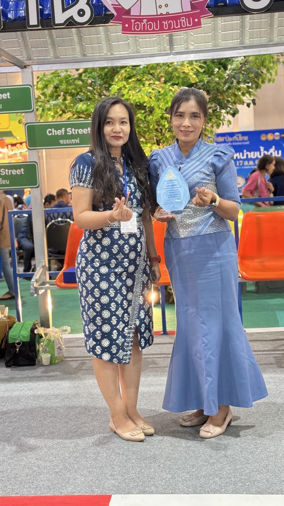 พช.ฉะเชิงเทรา นำสตรีร่วมพิธีมอบรางวัล “สตรีดีเด่น” ขับเคลื่อนนโยบาย มท. ประจำปี 2568