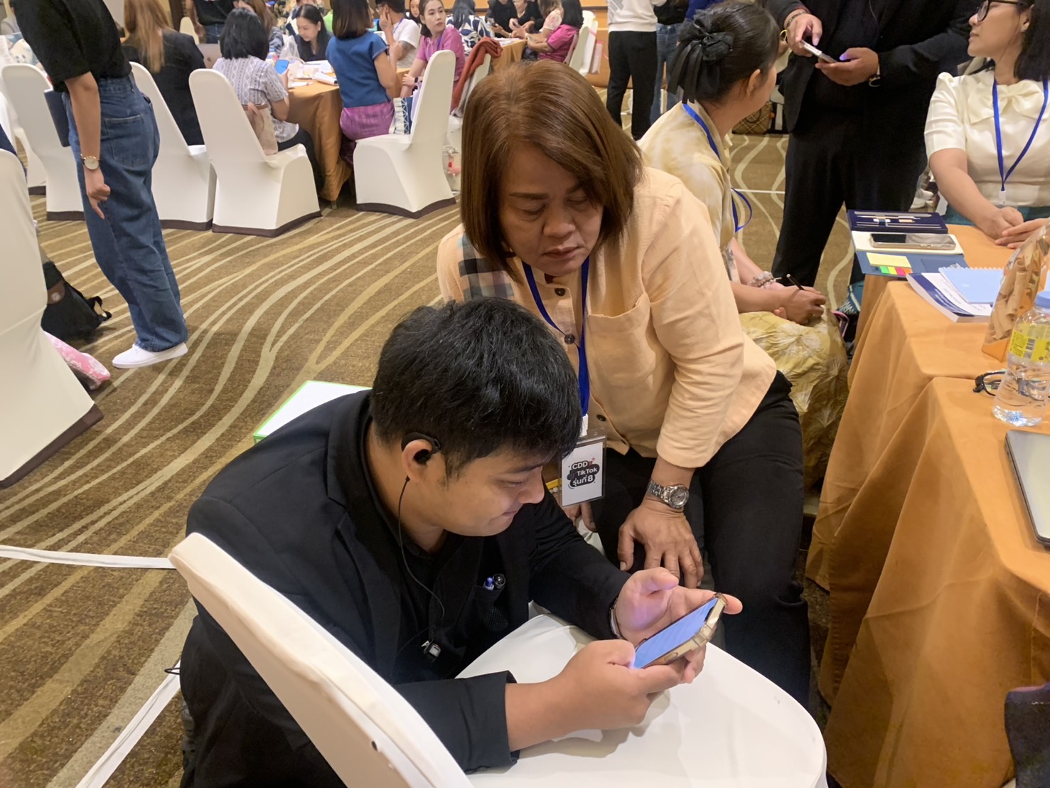 📲พช.ฉะเชิงเทรา ร่วมประชุมเชิงปฏิบัติการ “พัฒนาผู้ประกอบการสู่การเป็นผู้จำหน่ายมืออาชีพ” รุ่นที่ 8