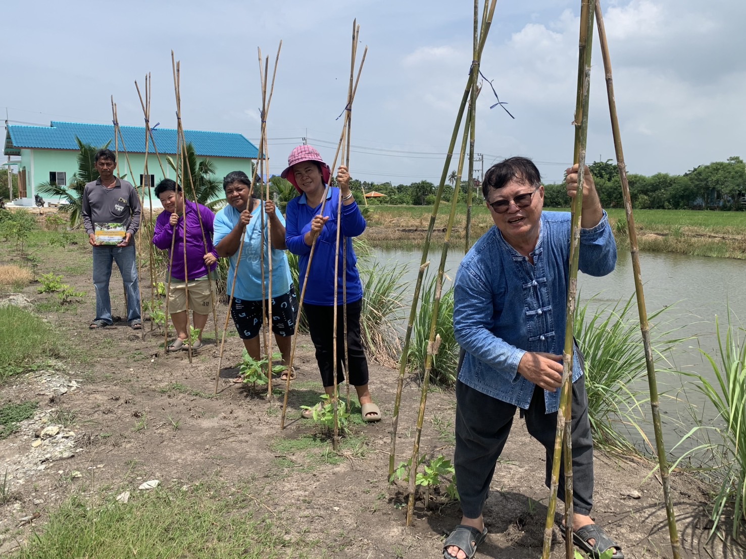🪴📝พช.ฉะเชิงเทรา ติดตามผลการดำเนินโครงการขยายผลการจัดทำแปลงอนุรักษ์พันธุกรรมพืช
