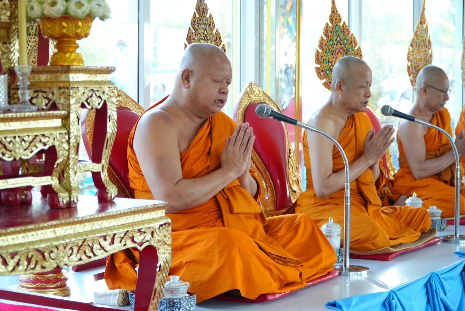 🩵พช.ฉะเชิงเทรา ร่วมพิธีเจริญพระพุทธมนต์และทำบุญตักบาตรถวายพระราชกุศล เนื่องในโอกาสมหามงคลเฉลิมพระชนมพรรษา 93 พรรษา สมเด็จพระนางเจ้าสิริกิติ์ พระบรมราชินีนาถ พระบรมราชชนนีพันปีหลวง 12 สิงหาคม 2568